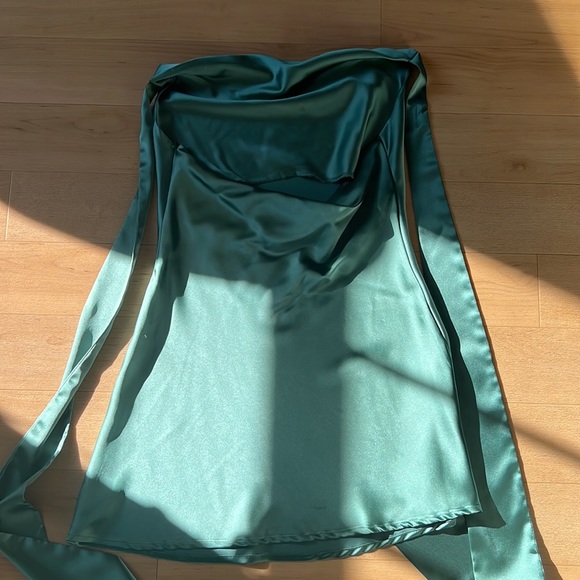 Satin Mini Dress Sexy Silky Party Club Bodycon Dress. Size Small - Picture 2 of 7